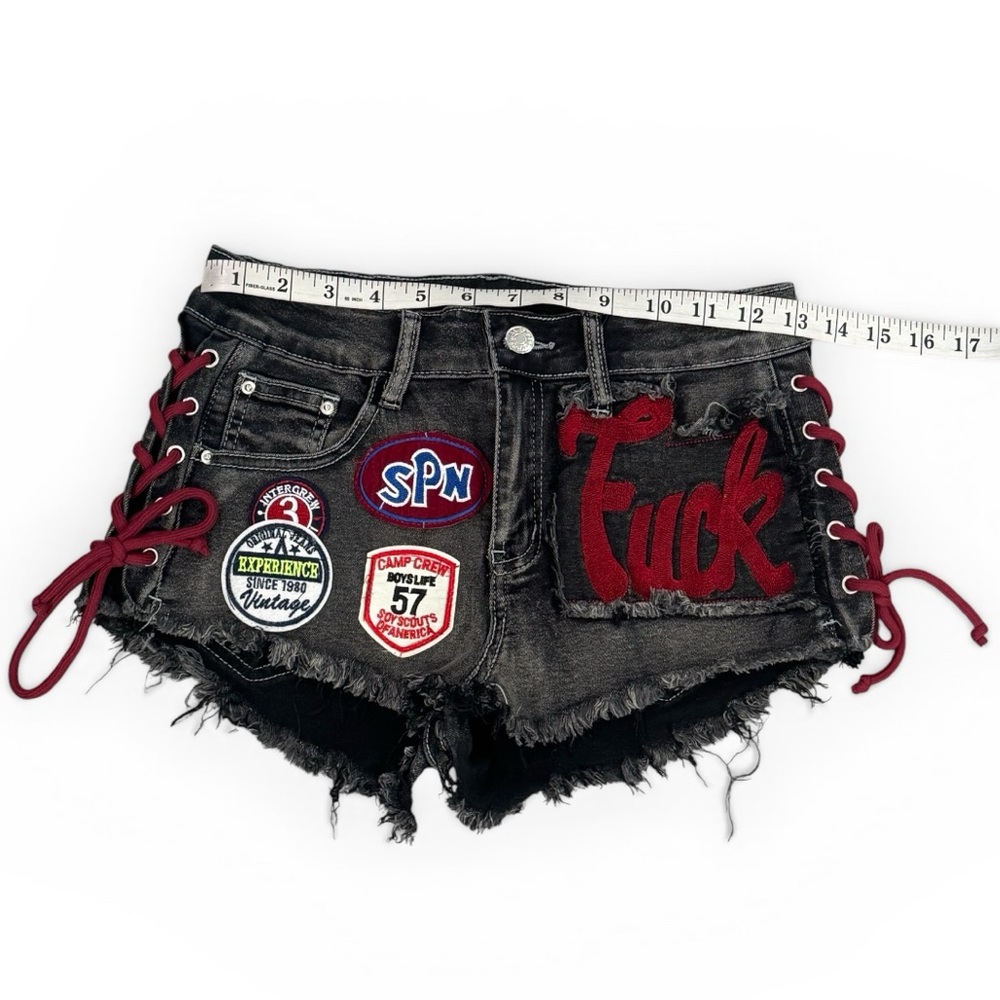 Y2K Patchwork Denim Shorts w/ Lace-Up Sides & Graphic – Festival/Rave - Picture 5 of 10